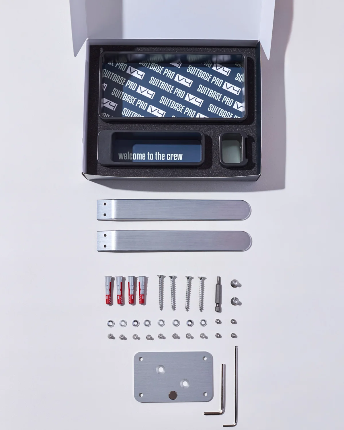 Lieferumfang der PRO V4 mit Box, Armen, Schrauben und Werkzeug